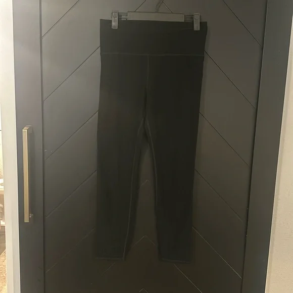 Vuori Classic Black Leggings - Picture 4 of 4